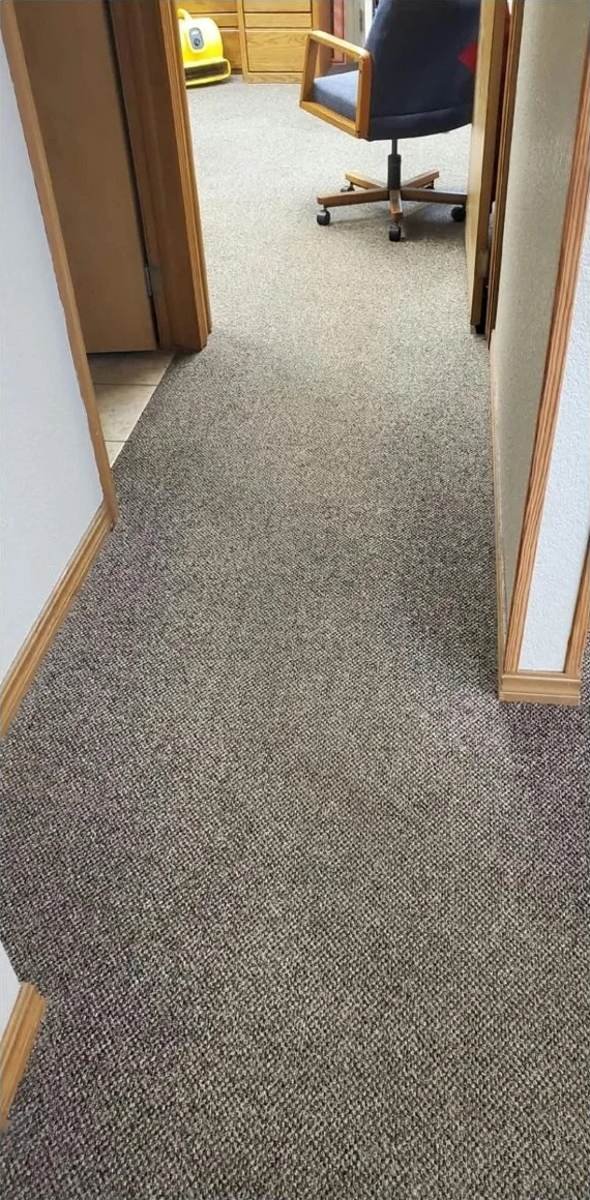 After: Office Hallway Traffic Lane – True North Carpet Care, Grants Pass OR